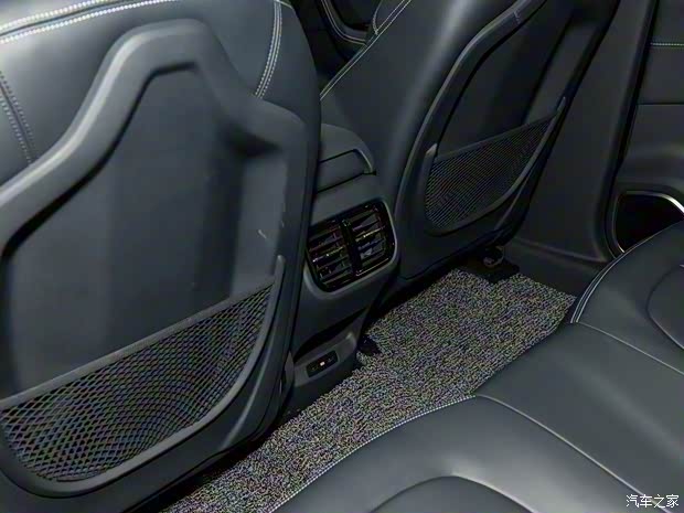 华晨中华 中华V7 2018款 280T 自动旗舰型 5座