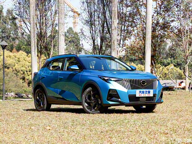 广汽乘用车 传祺GS3 2023款 1.5T 高配版 广汽乘用车 传祺GS3 2023款 1.5T 高配版