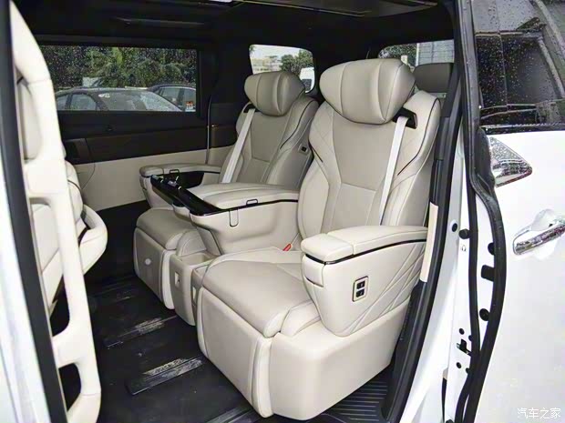 豐田(進口) 埃爾法 2024款 雙擎 2.5L 臻享版