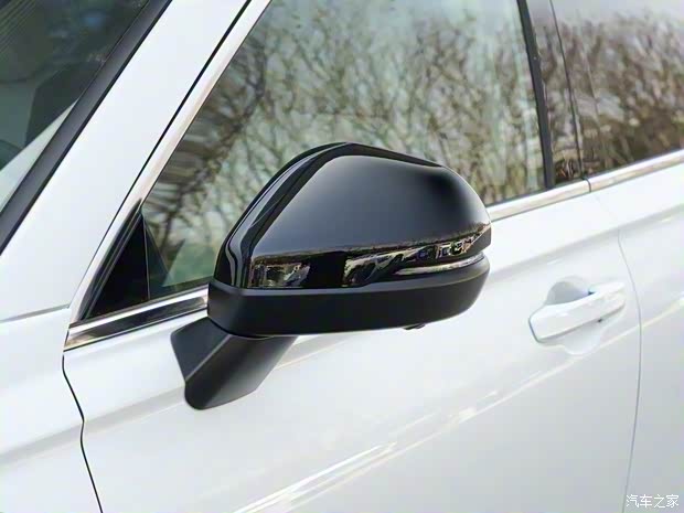 東風(fēng)本田 本田CR-V新能源 2023款 銳·混動(dòng)e+ 2.0L 高配版