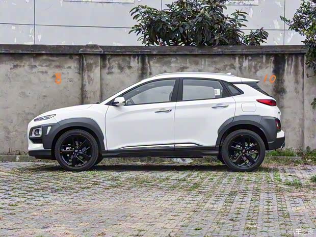 北京现代 ENCINO 2018款 1.6T 双离合基本型 北京现代 ENCINO 2018款 1.6T 双离合基本型