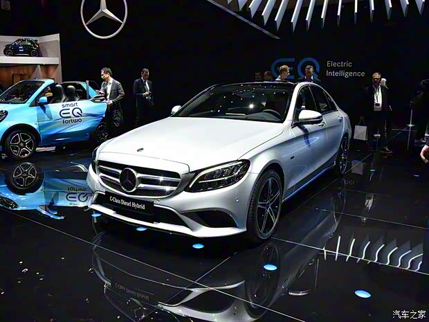 奔驰(进口) 奔驰C级新能源(进口) 2018款 C 300 de