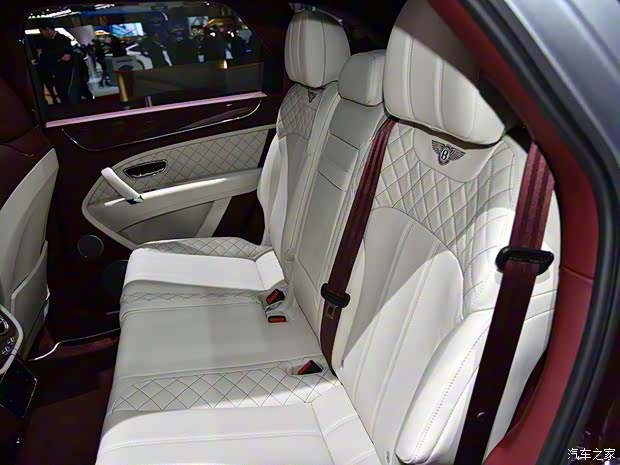 宾利 添越PHEV 2018款 基本型