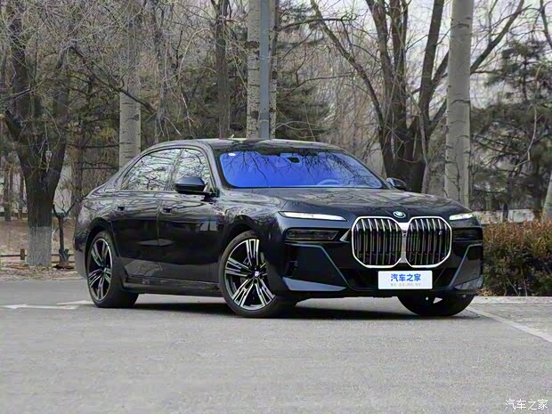 宝马(进口) 宝马i7 2023款 xDrive60L M运动套装 宝马(进口) 宝马i7 2023款 xDrive60L M运动套装