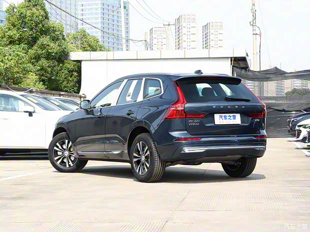沃尔沃亚太 沃尔沃XC60 2023款 B5 四驱智逸豪华版