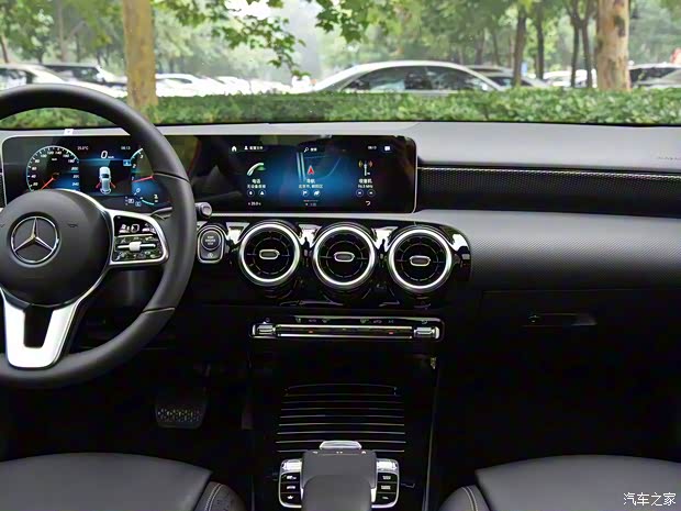 奔馳(進口) 奔馳A級(進口) 2019款 A 200 時尚型