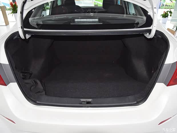 东风日产 轩逸·纯电 2018款 低配版 东风日产 轩逸·纯电 2018款 低配版