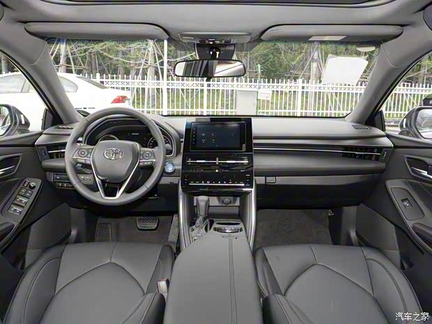 一汽豐田 亞洲龍 2023款 雙擎 2.5L XLE進(jìn)取版