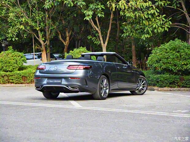 奔馳(進口) 奔馳E級(進口) 2021款 E 260 4MATIC 敞篷轎跑車