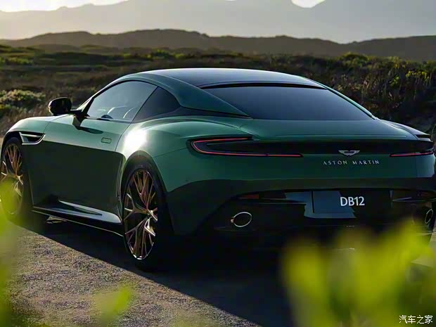 阿斯顿·马丁 阿斯顿·马丁DB12 2023款 4.0T V8 阿斯顿·马丁 阿斯顿·马丁DB12 2023款 4.0T V8