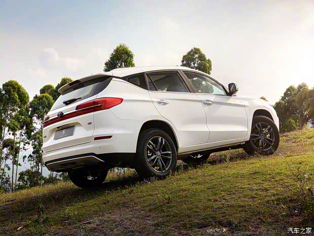 比亚迪 宋 2018款 改款 基本型 比亚迪 宋 2018款 改款 基本型