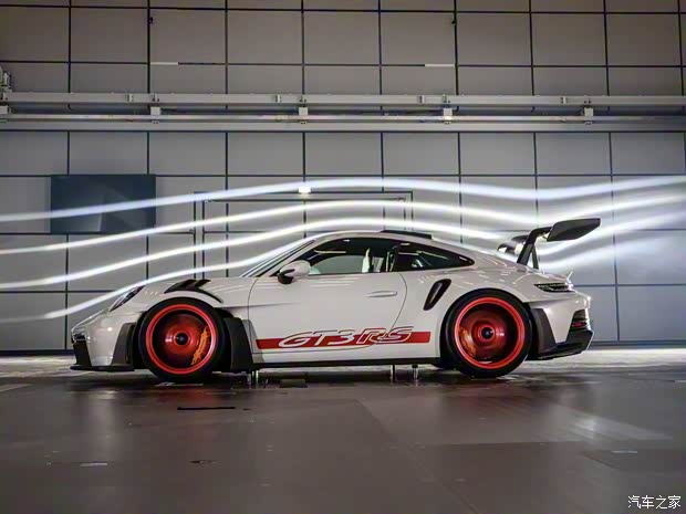 保时捷 保时捷911 2023款 GT3 RS 欧洲版 保时捷 保时捷911 2023款 GT3 RS 欧洲版