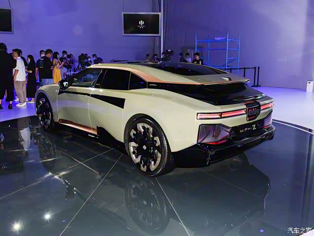 華人運(yùn)通 高合HiPhi Z 2023款 四座版