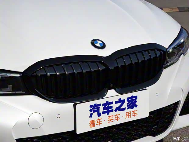 华晨宝马 宝马3系 2021款 330i M运动曜夜套装