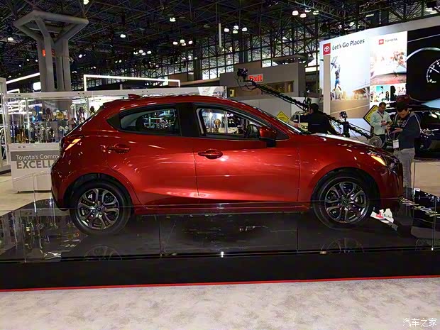 丰田(进口) YARiS(海外) 2019款 基本型 丰田(进口) YARiS(海外) 2019款 基本型