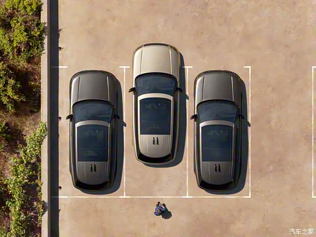 路虎(进口) 揽胜 2023款 基本型 路虎(进口) 揽胜 2023款 基本型