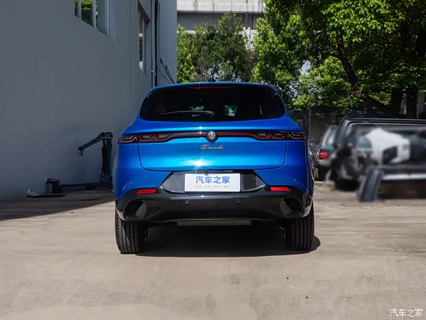 阿尔法·罗密欧 Tonale托纳利 2023款 基本型 阿尔法·罗密欧 Tonale托纳利 2023款 基本型