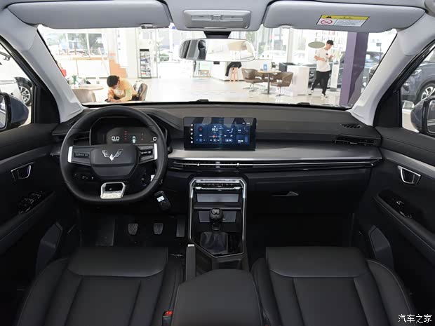 上汽通用五菱 五菱星辰 2021款 1.5T 手动星光版 上汽通用五菱 五菱星辰 2021款 1.5T 手动星光版