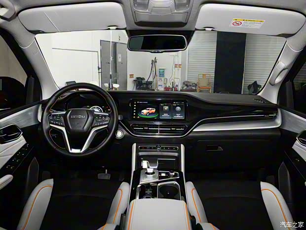 江西五十铃 D-MAX 2023款  1.9T自动四驱柴油V-CROSS引领型RZ4E