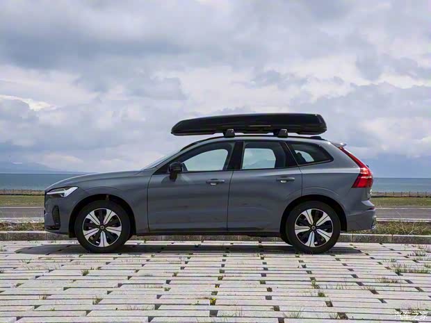 沃爾沃亞太 沃爾沃XC60 2024款 B5 四驅(qū)峽灣版