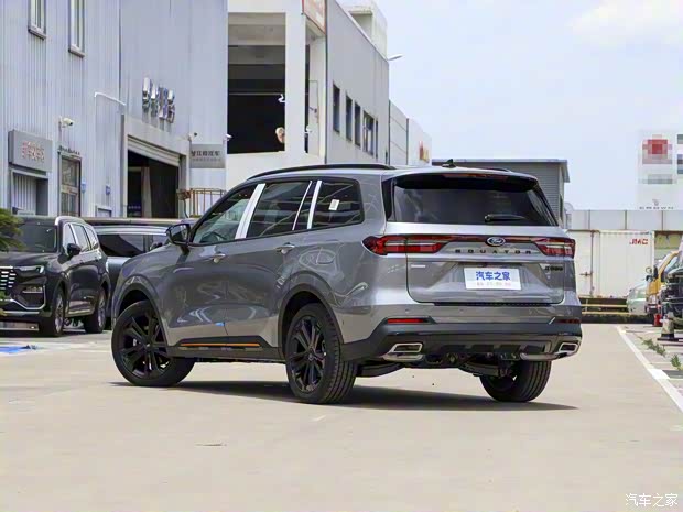 江鈴福特 領(lǐng)裕 2023款 EcoBoost 225 尊領(lǐng)型PLUS SE版 7座(2/2/3) 江鈴福特 領(lǐng)裕 2023款 EcoBoost 225 尊領(lǐng)型PLUS SE版 7座(2/2/3)