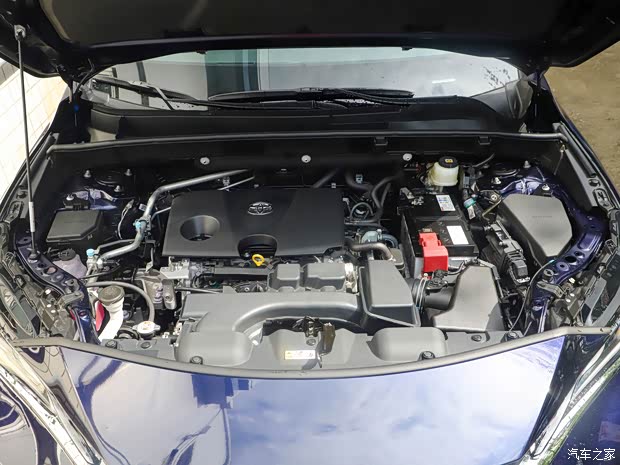 一汽丰田 凌放HARRIER 2022款 2.0L CVT两驱顶配版 一汽丰田 凌放HARRIER 2022款 2.0L CVT两驱顶配版