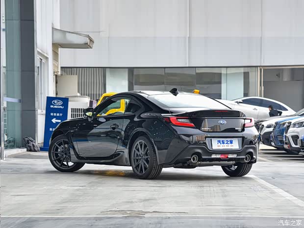 斯巴鲁 斯巴鲁BRZ 2022款 2.4L 手动版