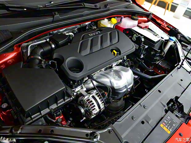 上汽集團(tuán) 榮威i6 2019款 PLUS 1.6L CVT 4G互聯(lián)榮耀旗艦版