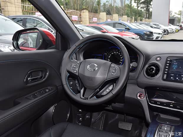 东风本田 思铭X-NV 2020款 电掣版