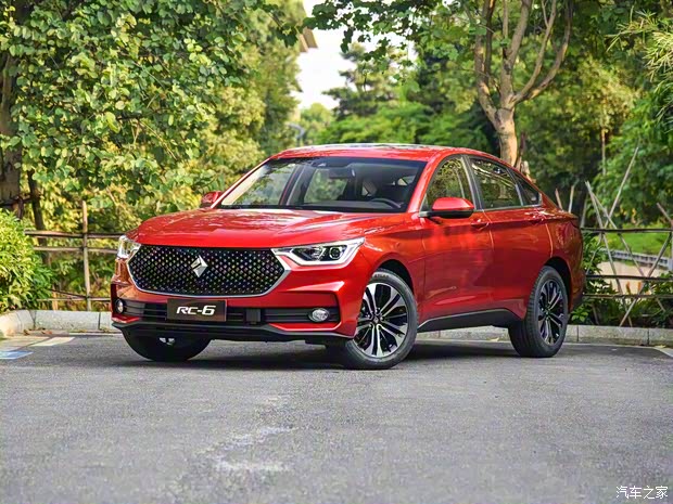 上汽通用五菱 新宝骏RC-6 2019款 1.5T CVT 24小时在线旗舰型