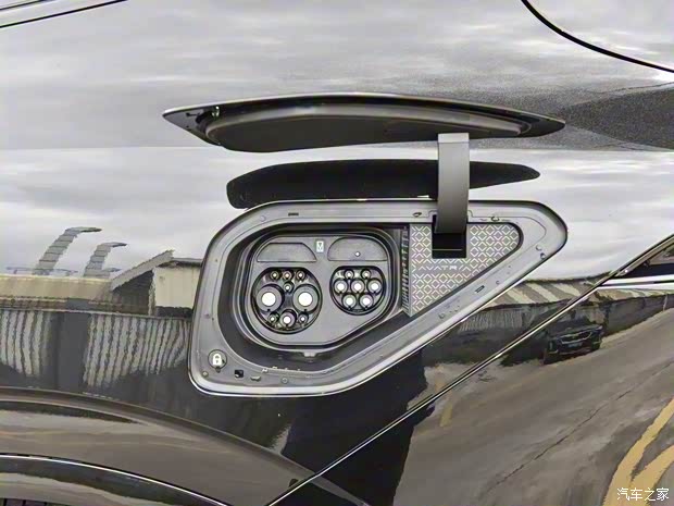 阿維塔科技 阿維塔11 2023款 鴻蒙 90度 四驅(qū)版