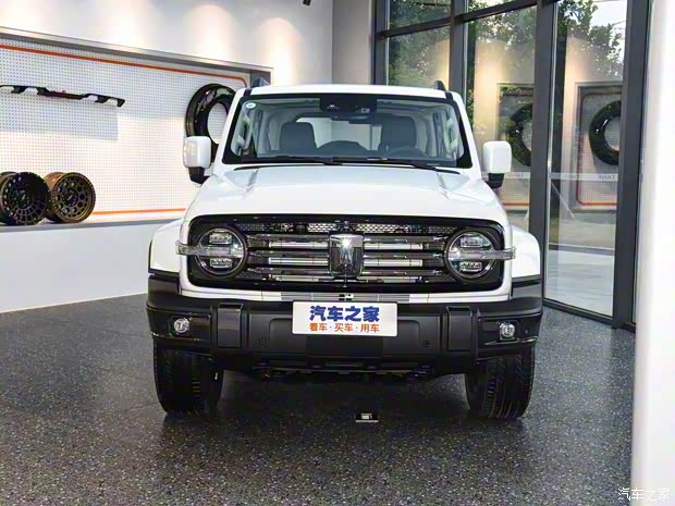 長城汽車 坦克300 2023款 城市版 2.0T 很有型