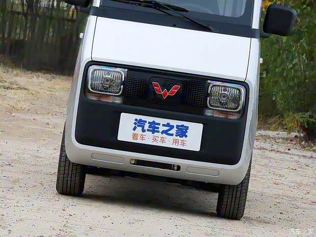 上汽通用五菱 五菱E10 2022款 基本型