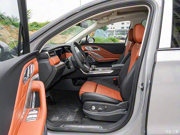 一汽紅旗 紅旗HS7 2023款 2.0T 自動(dòng)四驅(qū)旗領(lǐng)版 七座