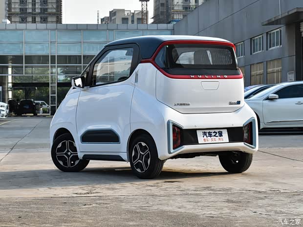 上汽通用五菱 五菱NanoEV 2021款 玩乐款 上汽通用五菱 五菱NanoEV 2021款 玩乐款