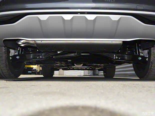 一汽-大众奥迪 奥迪Q2L 2022款 35 TFSI 时尚致雅型