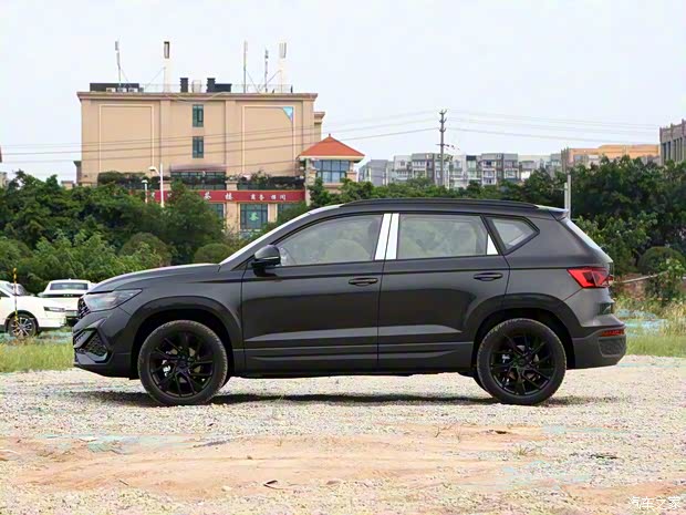 一汽-大众捷达 捷达VS5 2022款 280TSI 自动高光荣耀型 一汽-大众捷达 捷达VS5 2022款 280TSI 自动高光荣耀型
