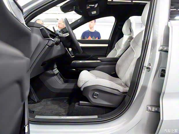 沃爾沃(進(jìn)口) 沃爾沃EX90 2023款 基本型