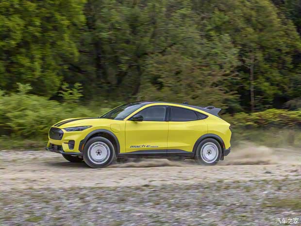 福特(進(jìn)口) 福特電馬(海外) 2023款 Mach-E Rally 福特(進(jìn)口) 福特電馬(海外) 2023款 Mach-E Rally