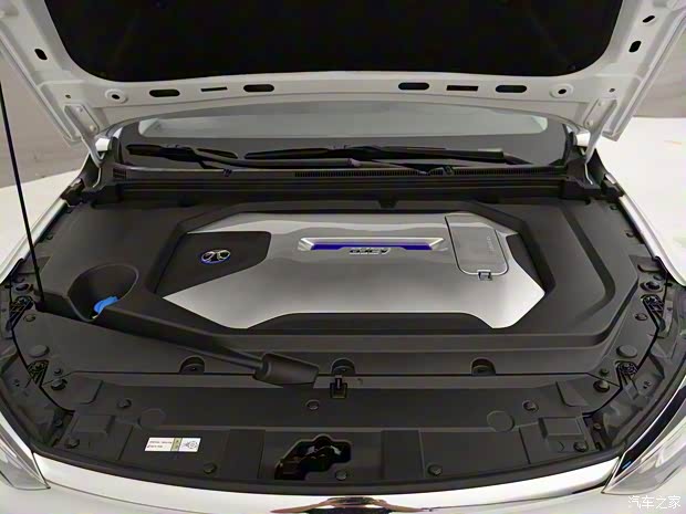 BEIJING汽车 BEIJING-EU5 2020款 R600 智领版 BEIJING汽车 BEIJING-EU5 2020款 R600 智领版