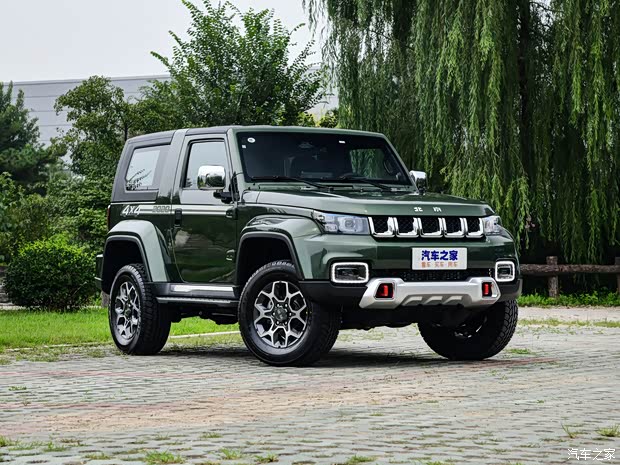 北京越野 北京BJ40 2020款 2.0T 自動四驅(qū)致敬2020版至尊型