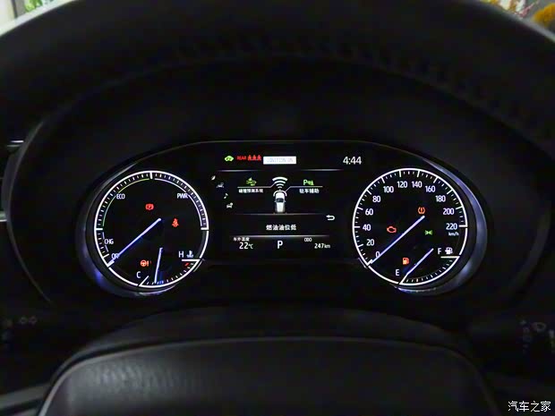 一汽丰田 凌放HARRIER 2022款 双擎 2.5L CVT四驱尊享版