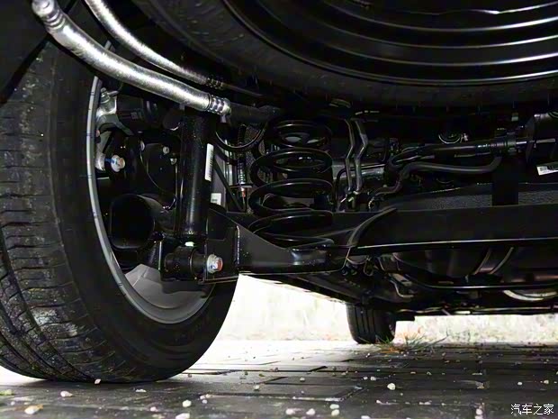 比亚迪 宋MAX 2021款 升级版 1.5T 自动旗舰型 7座