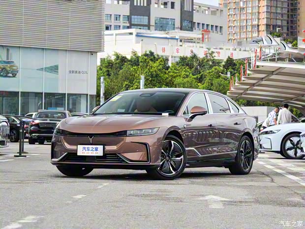 嵐圖汽車 嵐圖追光 2023款 長(zhǎng)續(xù)航版