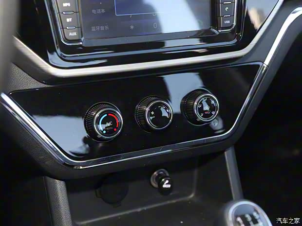 長安跨越 跨越王F3 2021款 1.6L豪華型短軸DAM16KL