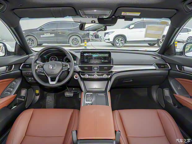 東風(fēng)本田 英仕派 2022款 銳·混動 2.0L 凈雅版