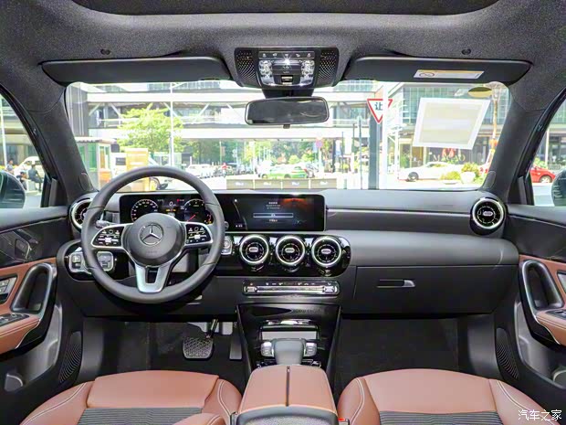 奔馳(進口) 奔馳A級(進口) 2022款 改款 A 200 動感型