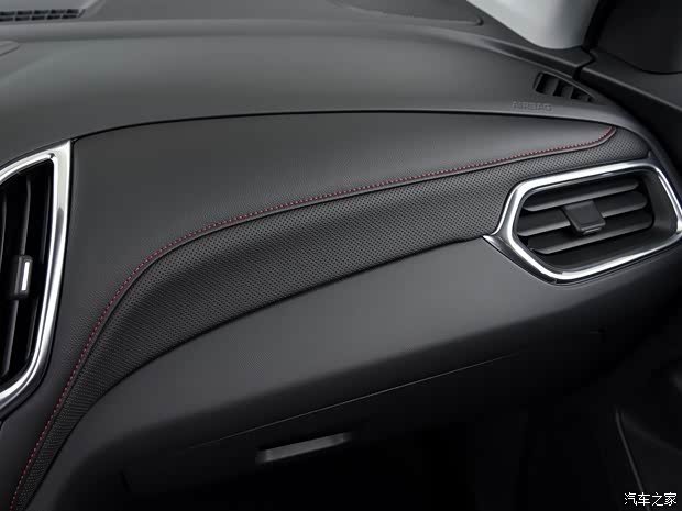 上汽通用雪佛兰 探界者 2018款 550T Redline版