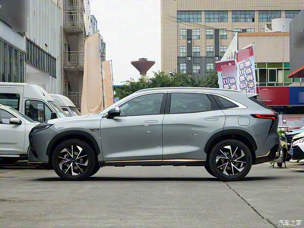 凯翼汽车 凯翼昆仑 2023款 300 1.6T 基本型 7座 凯翼汽车 凯翼昆仑 2023款 300 1.6T 基本型 7座