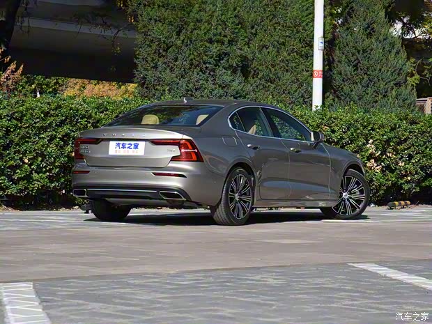 沃尔沃亚太 沃尔沃S60 2020款 T4 智远豪华版